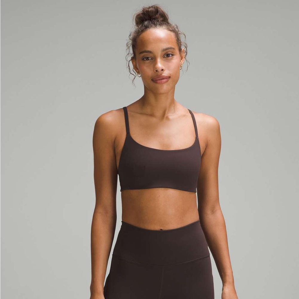 Lululemon Wunder Train Strappy Racer Bra *Light Support, A/B Cup SIZE 4 ESPRESSO